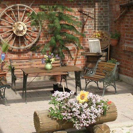Pension Schuetze Daasdorf am Berge Esterno foto