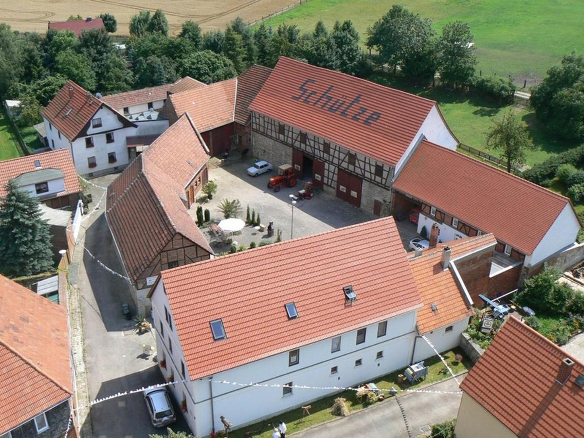 Pension Schuetze Daasdorf am Berge Esterno foto