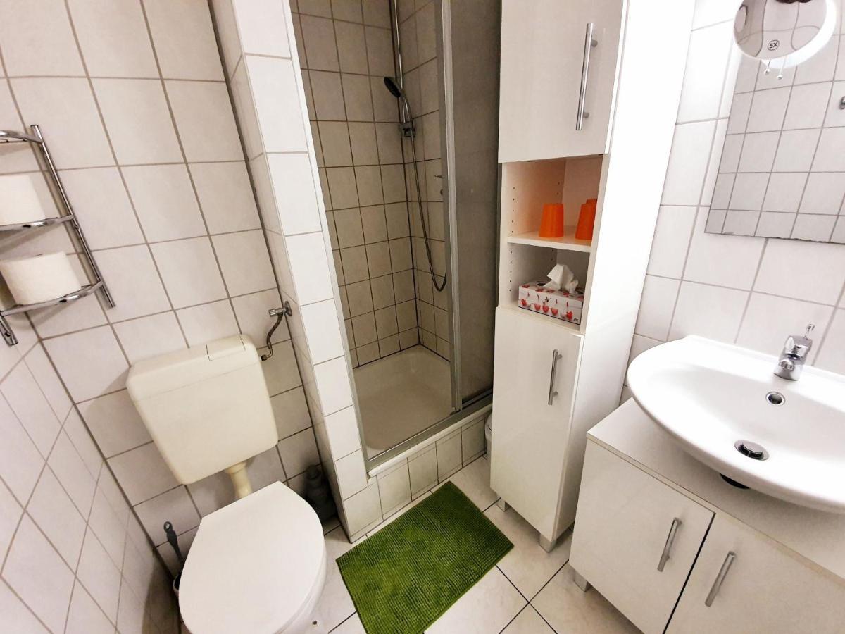 Pension Schuetze Daasdorf am Berge Esterno foto