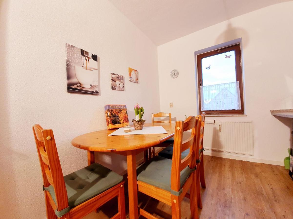 Pension Schuetze Daasdorf am Berge Esterno foto